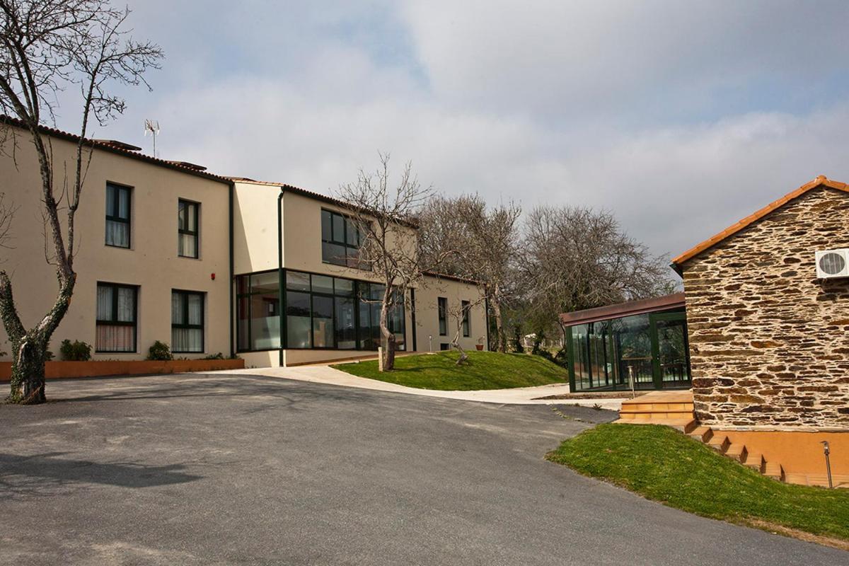 Hotel Amenal Exterior foto